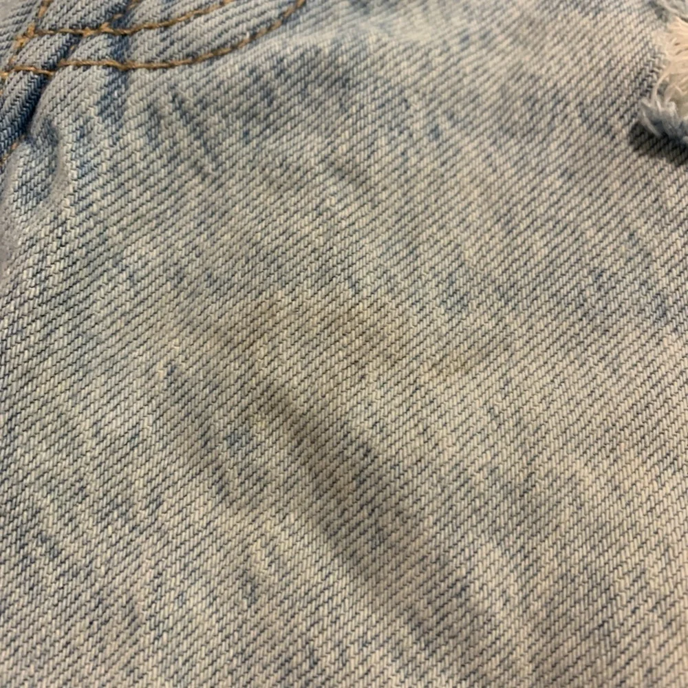 Aeropostale distressed mom
